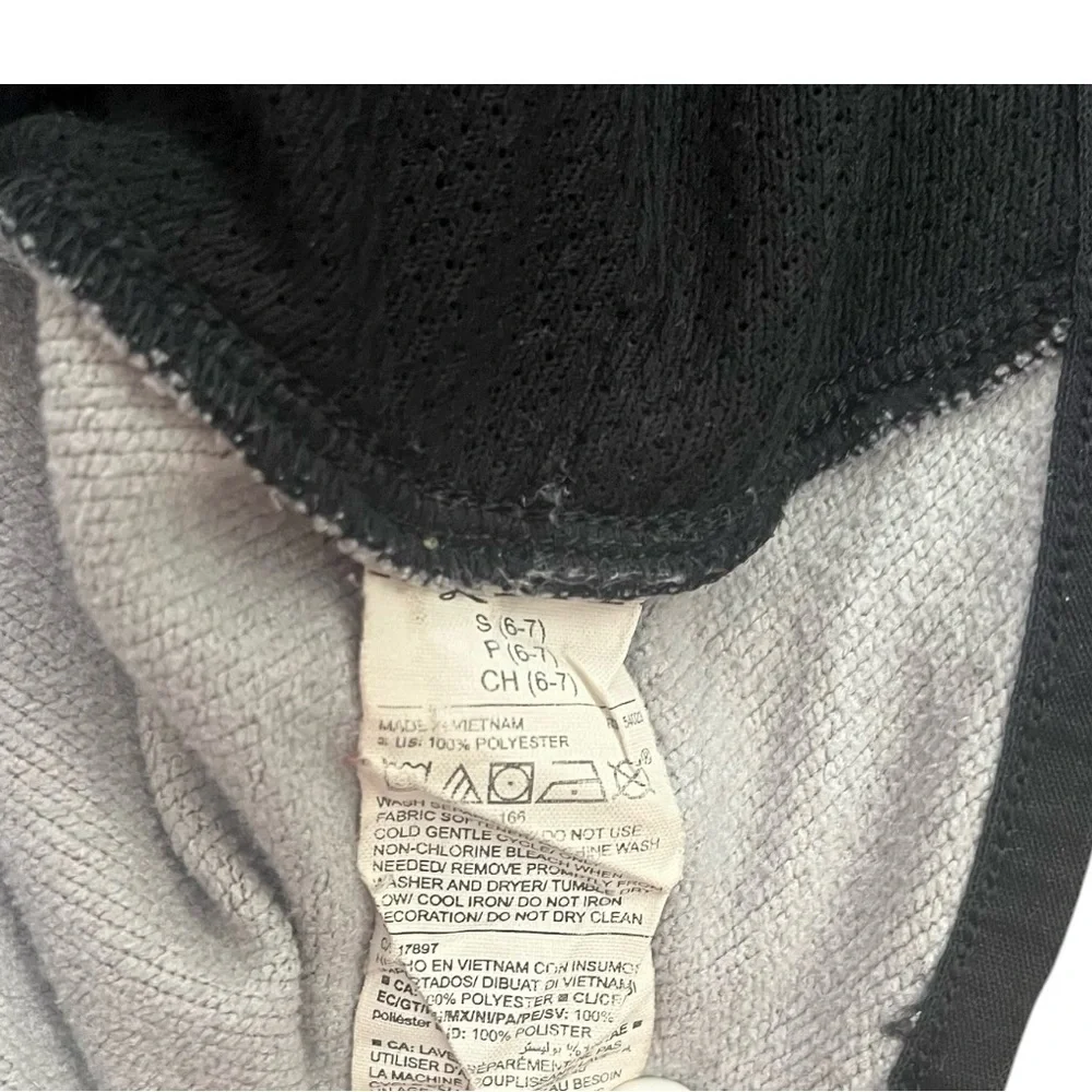Old Navy Active Go-Dry camouflage gray hoodie S (6-7)
